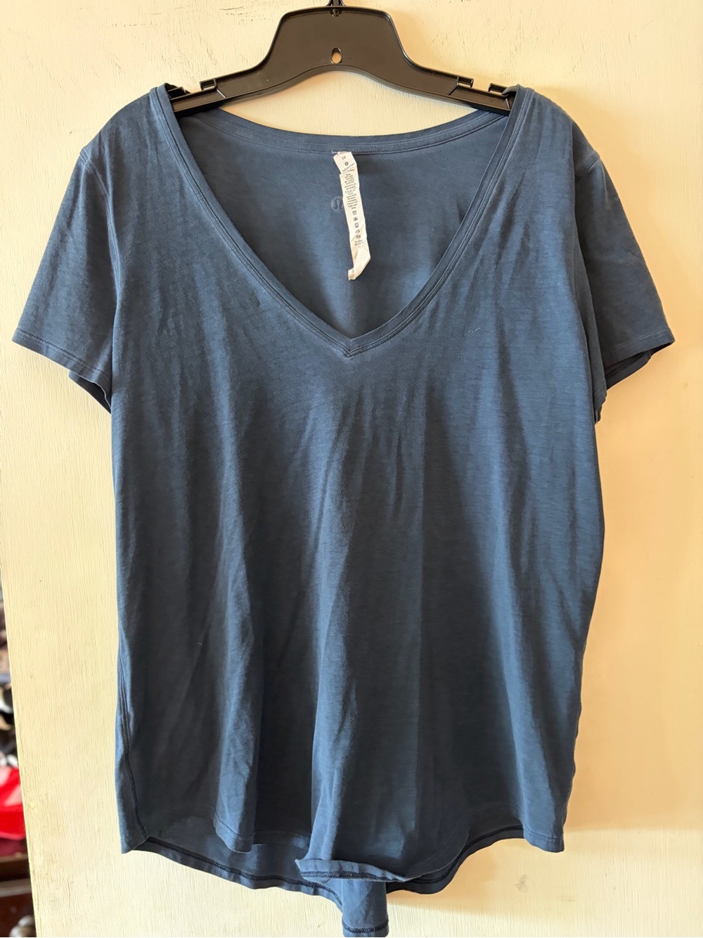 Lululemon Love Tee - 10